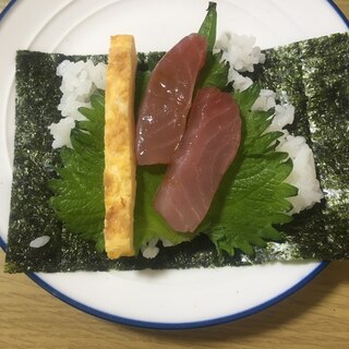 マグロの手巻き寿司